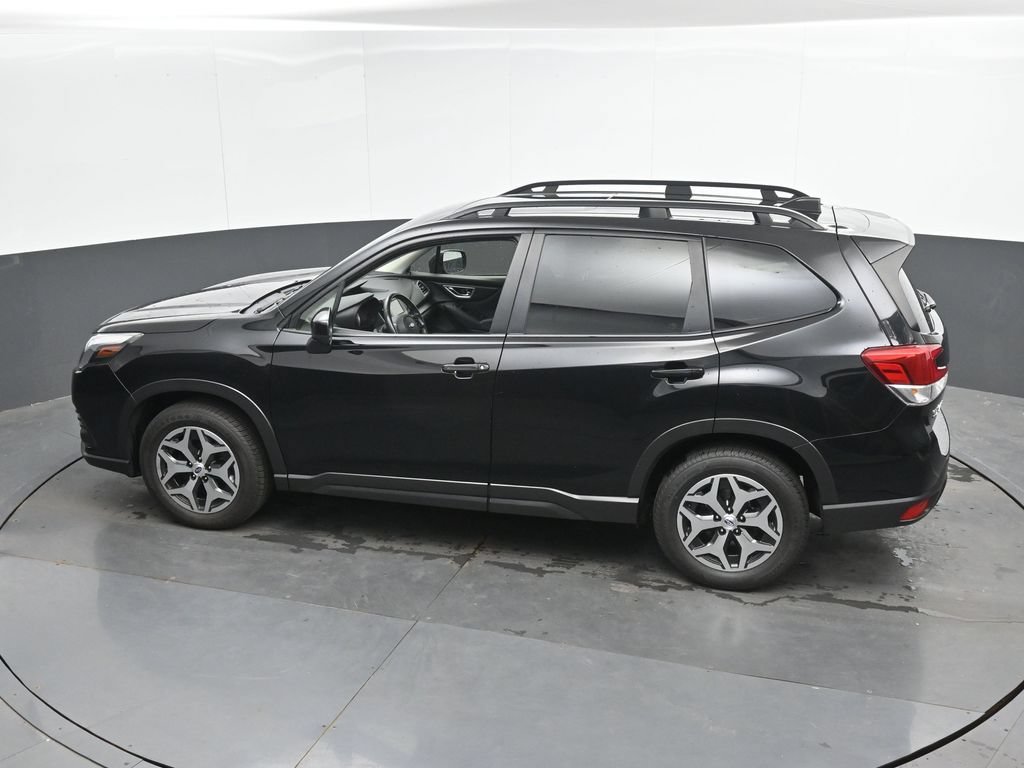 Used 2022 Subaru Forester Premium AWD/4WD image 38