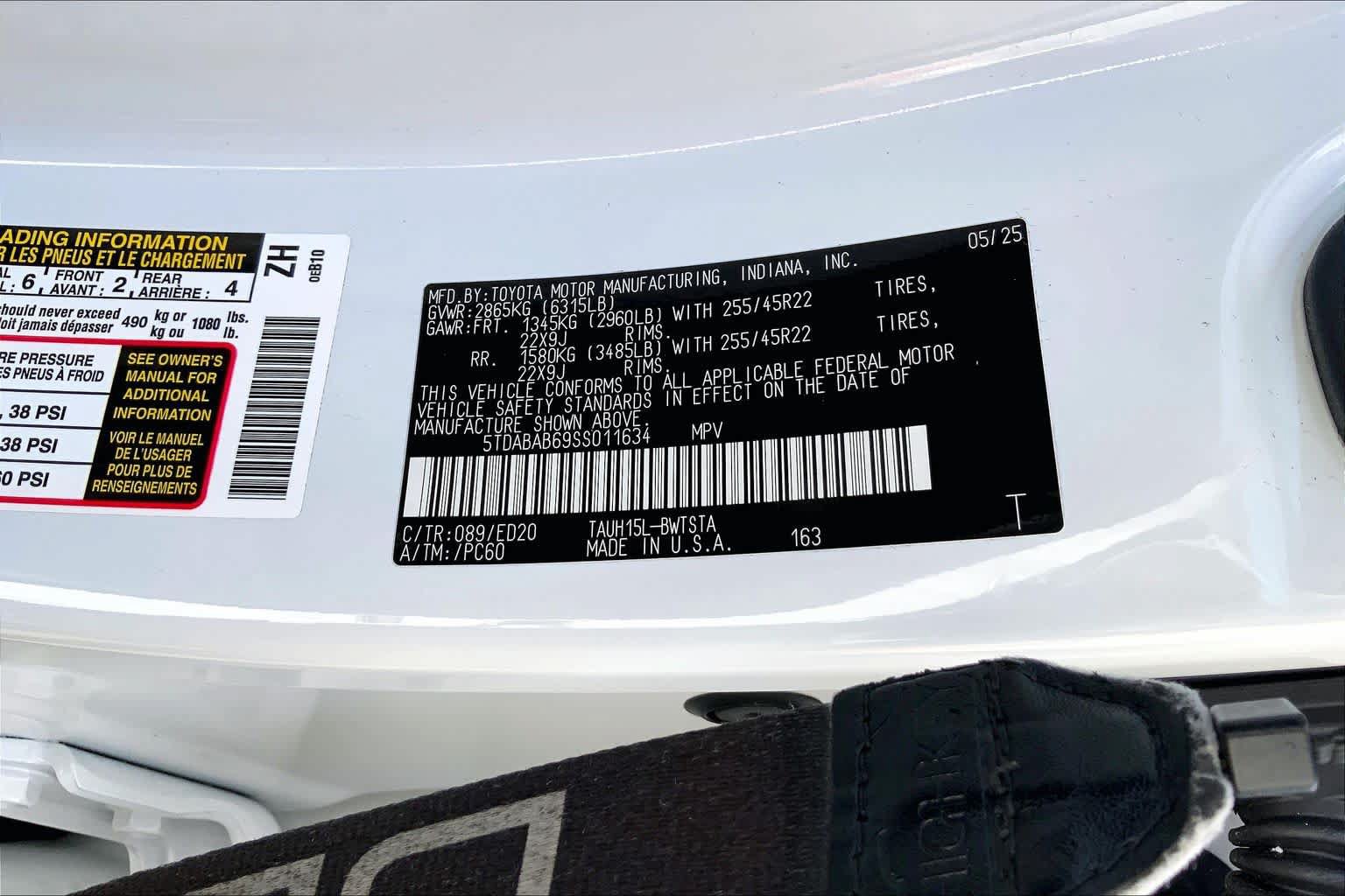 Certified 2025 Lexus TX 500h AWD w/ Technology Package image 37