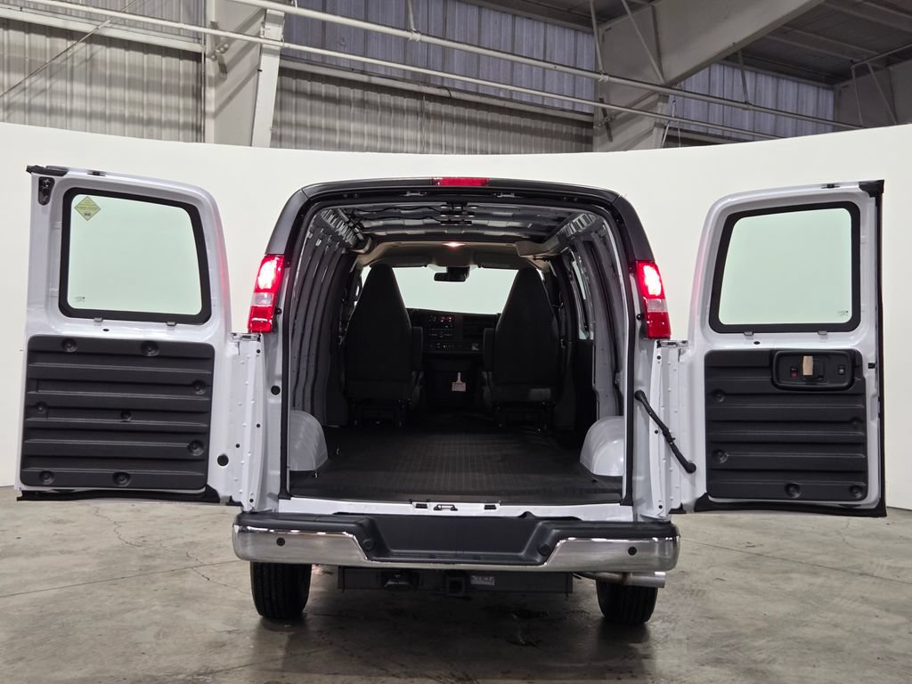 New 2025 Chevrolet Express 3500 Extended w/ Driver Convenience Package RWD image 11