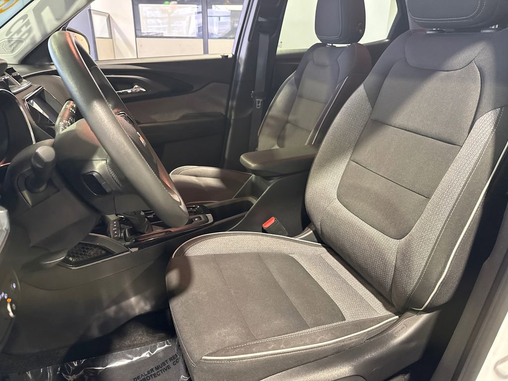 Certified 2021 Chevrolet TrailBlazer LT w/ Convenience Package image 17