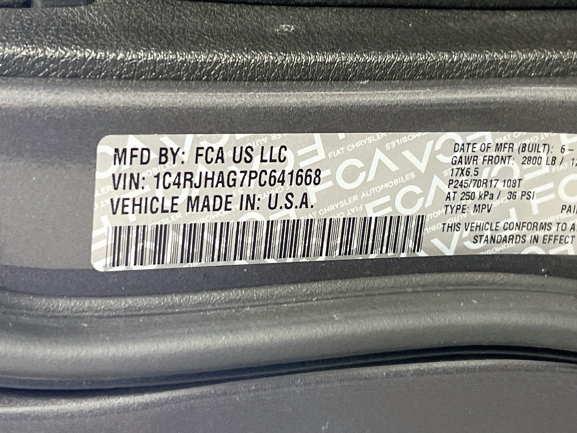 Used 2023 Jeep Grand Cherokee Laredo AWD/4WD image 30