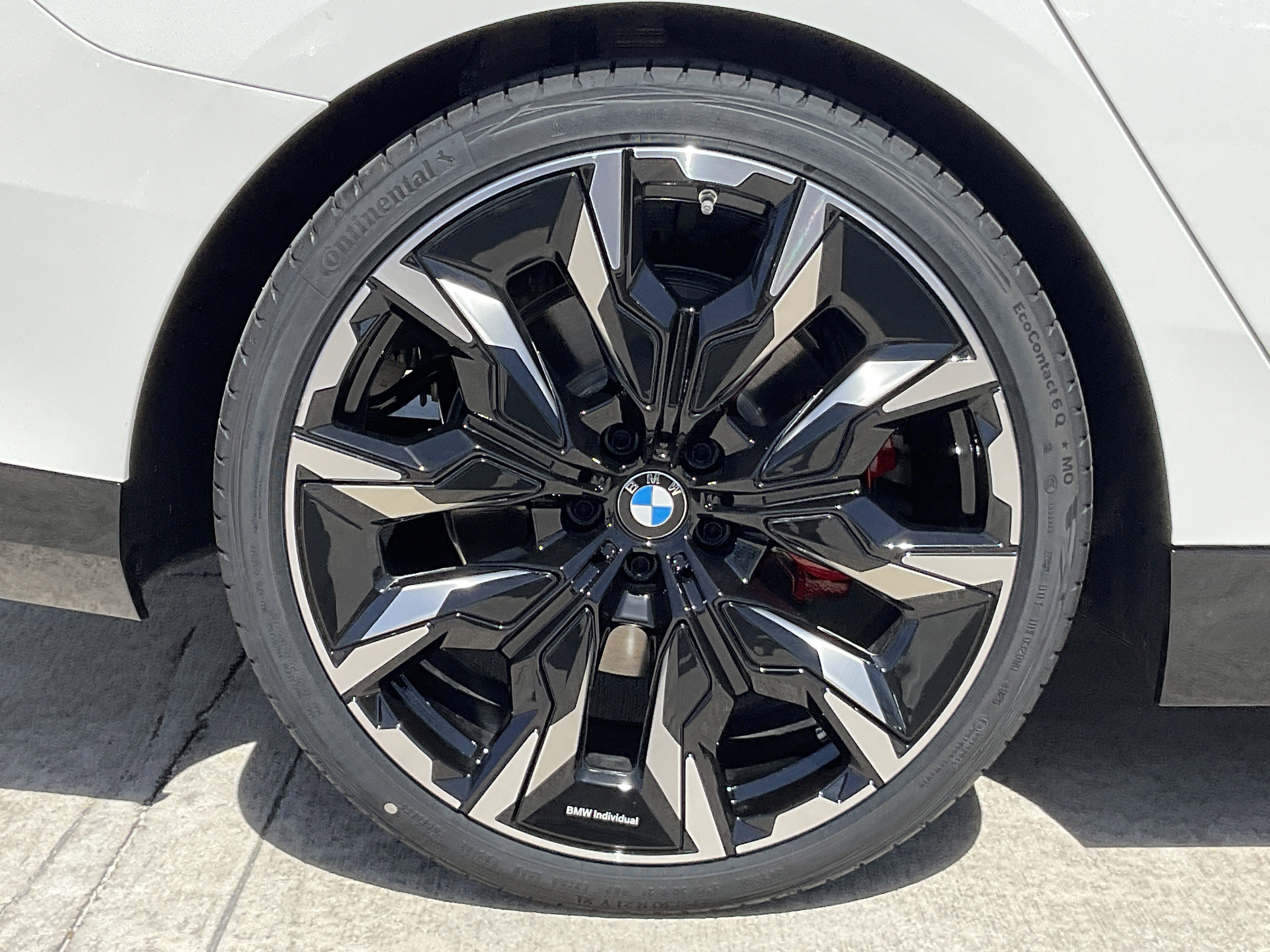 New 2026 BMW 540i xDrive w/ M Sport Package image 7