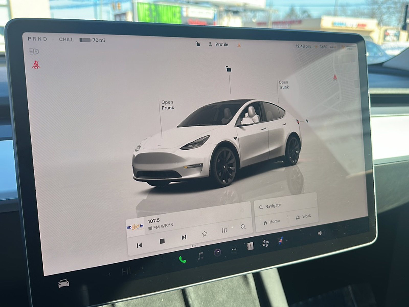 Used 2022 Tesla Model Y Long Range image 18