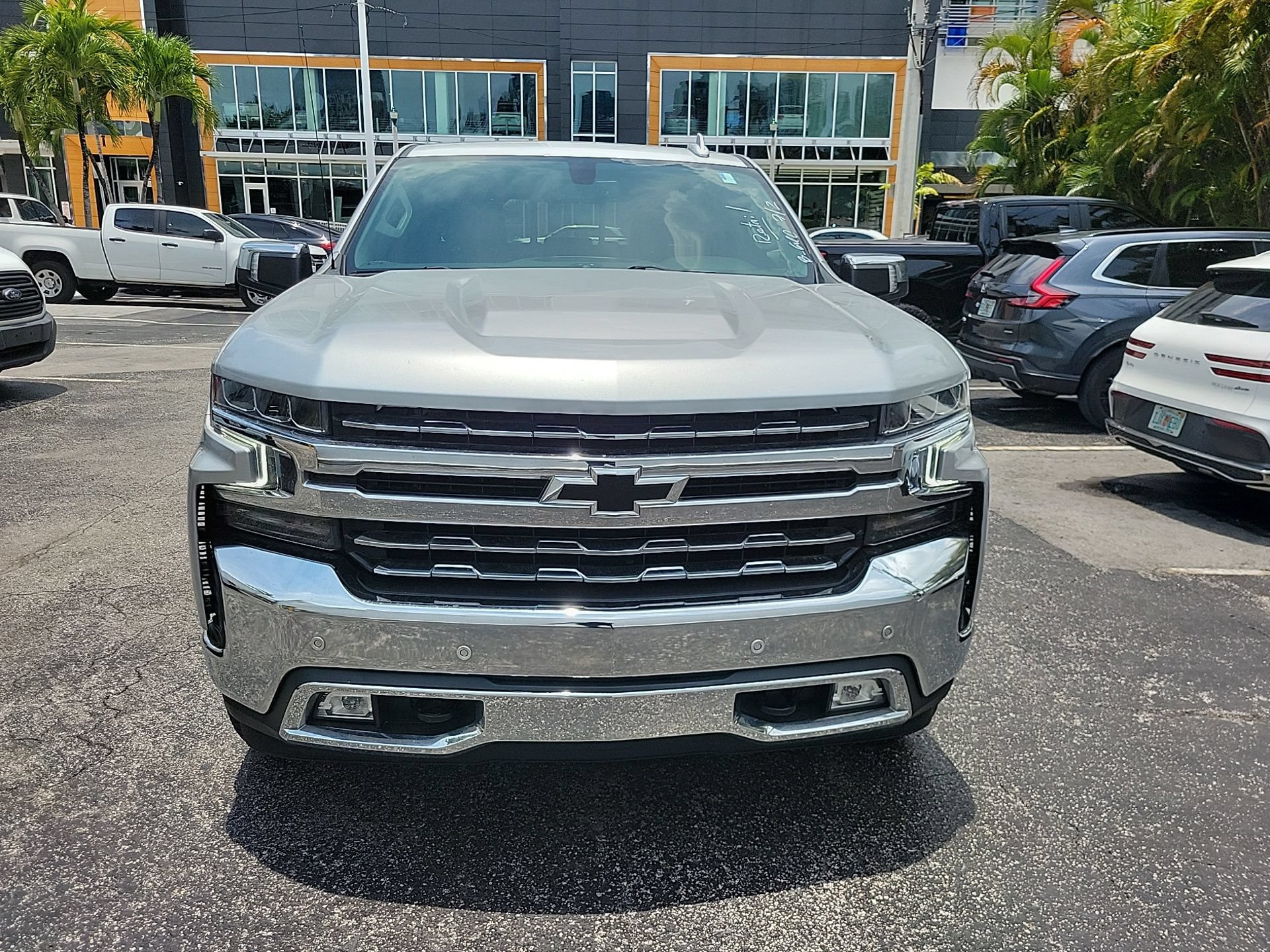 Used 2021 Chevrolet Silverado 1500 LTZ w/ Z71 Off-Road Package AWD/4WD image 3