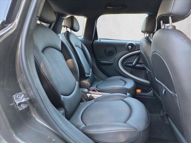 Used 2012 MINI Cooper Countryman FWD image 16