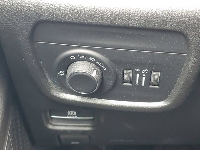 New 2026 Jeep Grand Cherokee Altitude AWD/4WD image 20