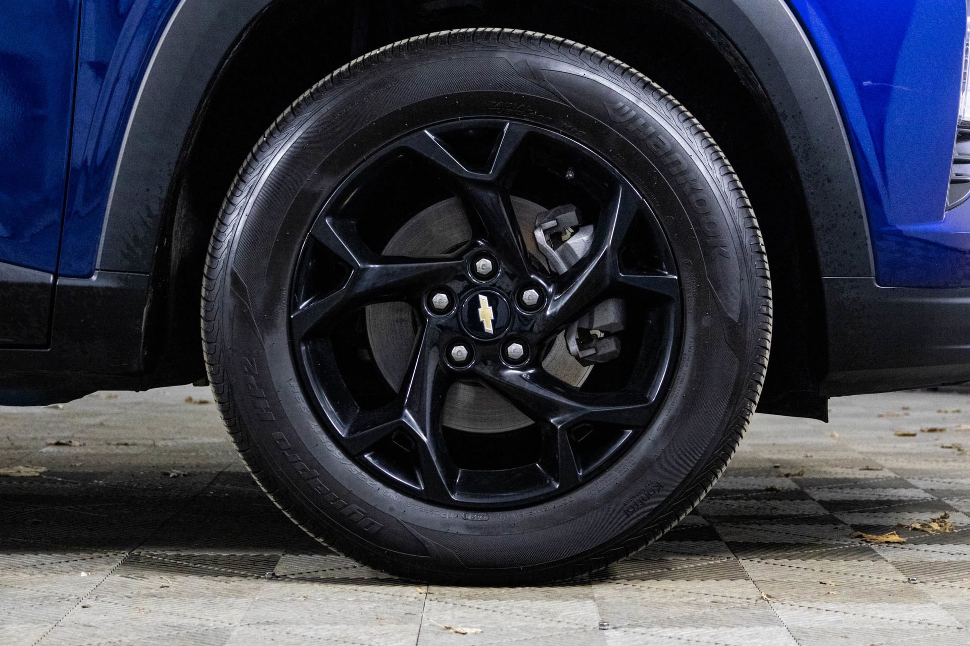 Used 2024 Chevrolet Trax LT w/ Driver Confidence Package image 40