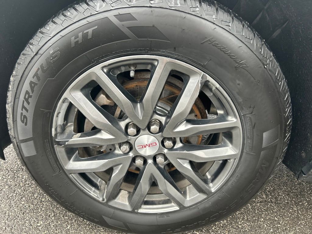Used 2019 GMC Acadia SLT image 16