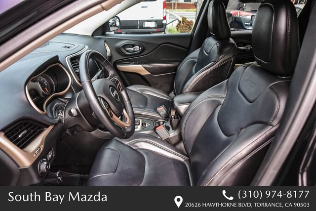 Used 2017 Jeep Cherokee Limited FWD image 17