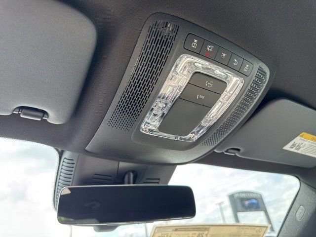 New 2025 Mercedes-Benz GLB 250 image 20