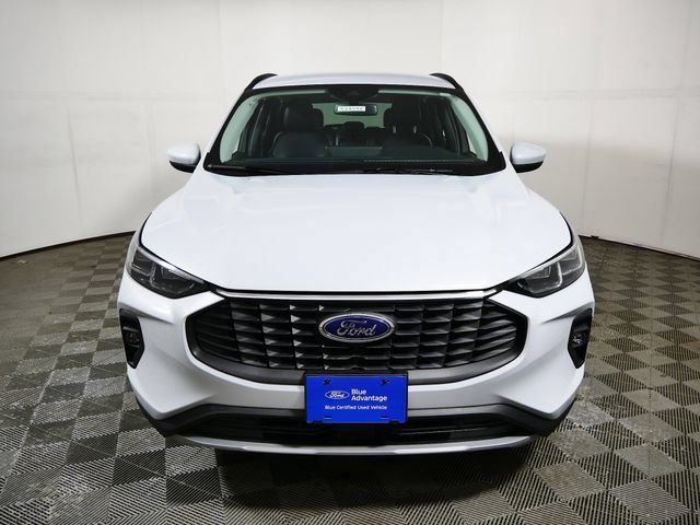 Certified 2025 Ford Escape Platinum AWD/4WD image 3