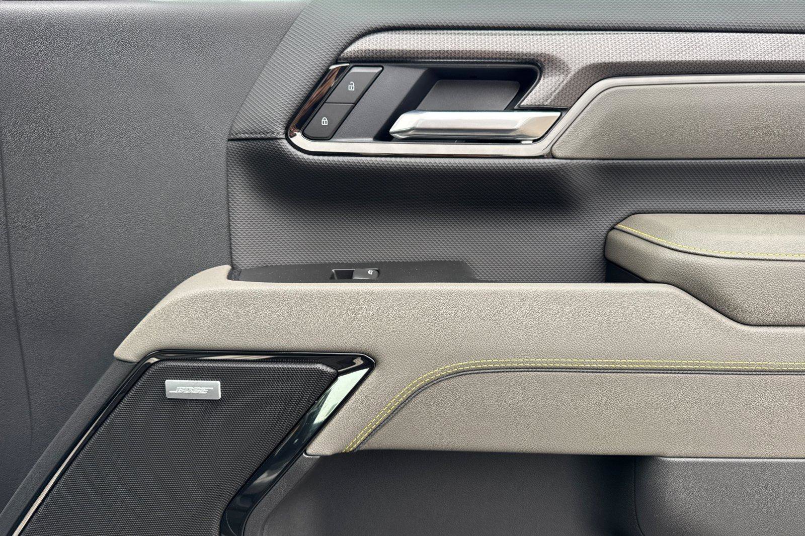 New 2026 Chevrolet Silverado 2500 ZR2 w/ LPO, Dark Essentials Package image 22