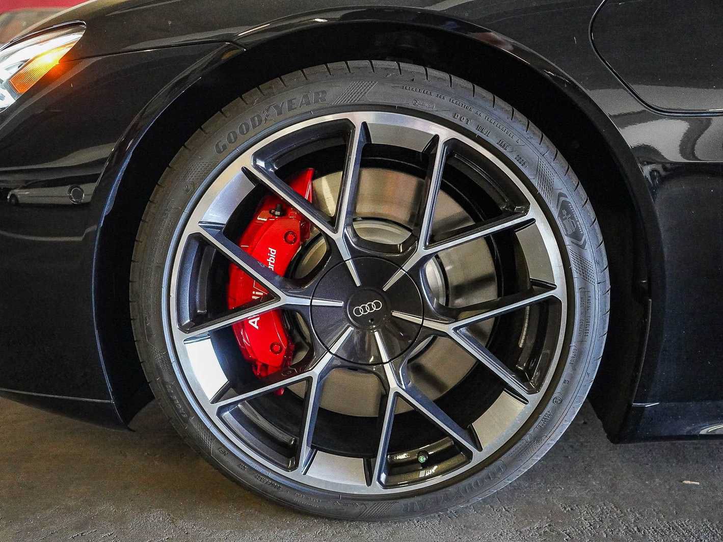 New 2026 Audi RS e-tron GT performance AWD/4WD image 9