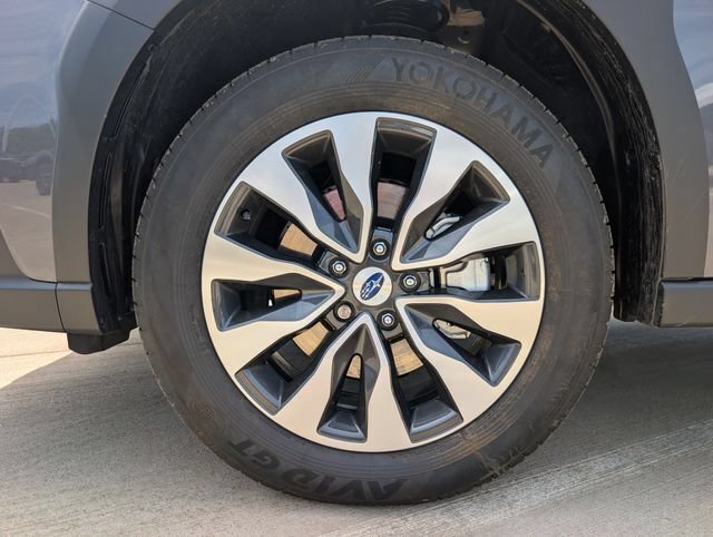 Certified 2025 Subaru Outback Limited XT AWD/4WD image 11
