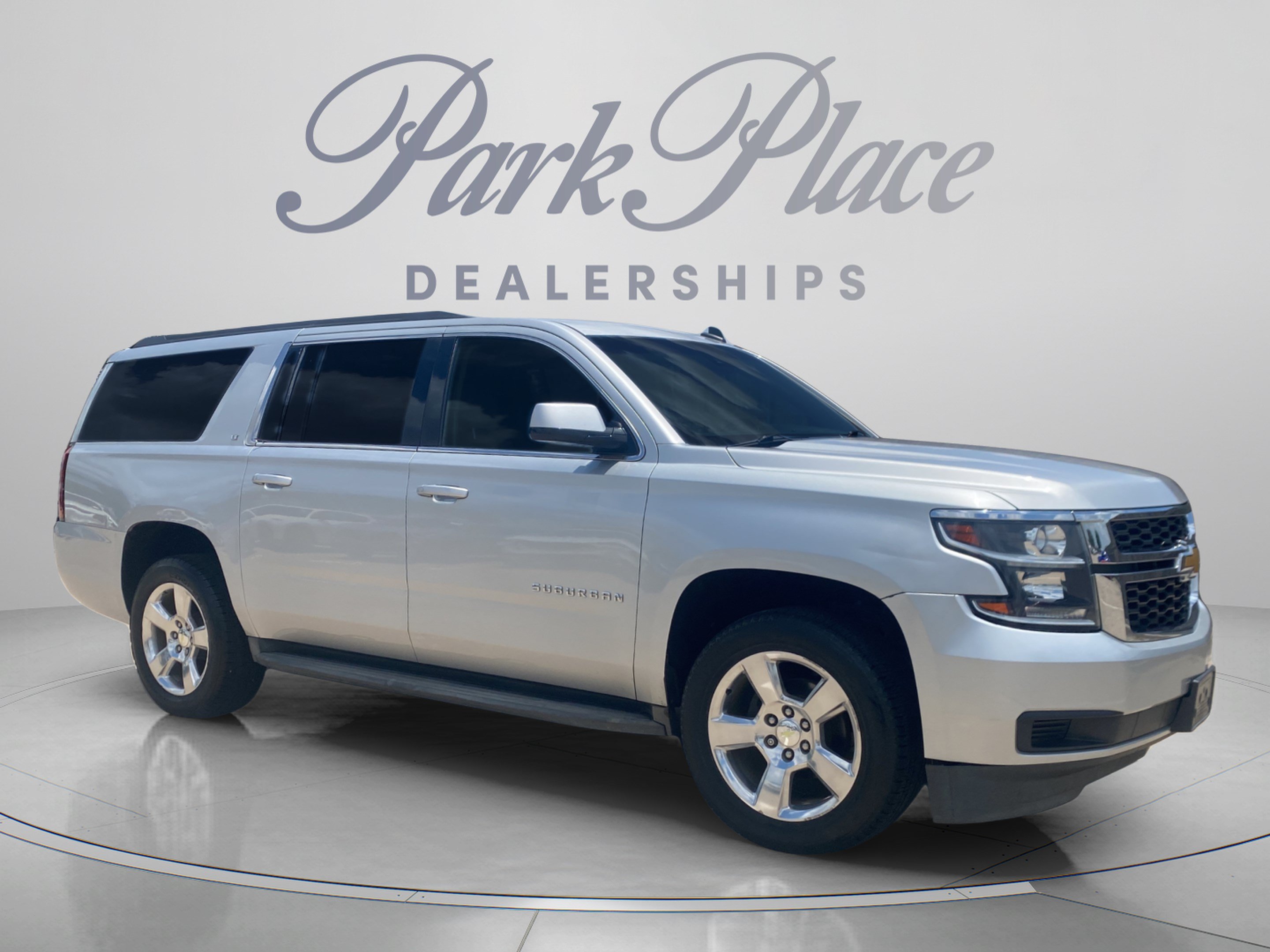 Used 2015 Chevrolet Suburban LT w/ Max Trailering Package RWD image 8