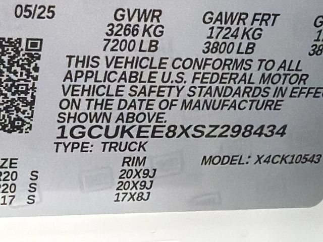 Used 2025 Chevrolet Silverado 1500 RST w/ Redline Edition AWD/4WD image 33