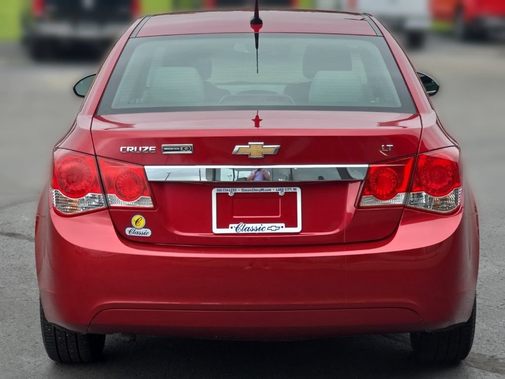 Used 2012 Chevrolet Cruze LT FWD image 6
