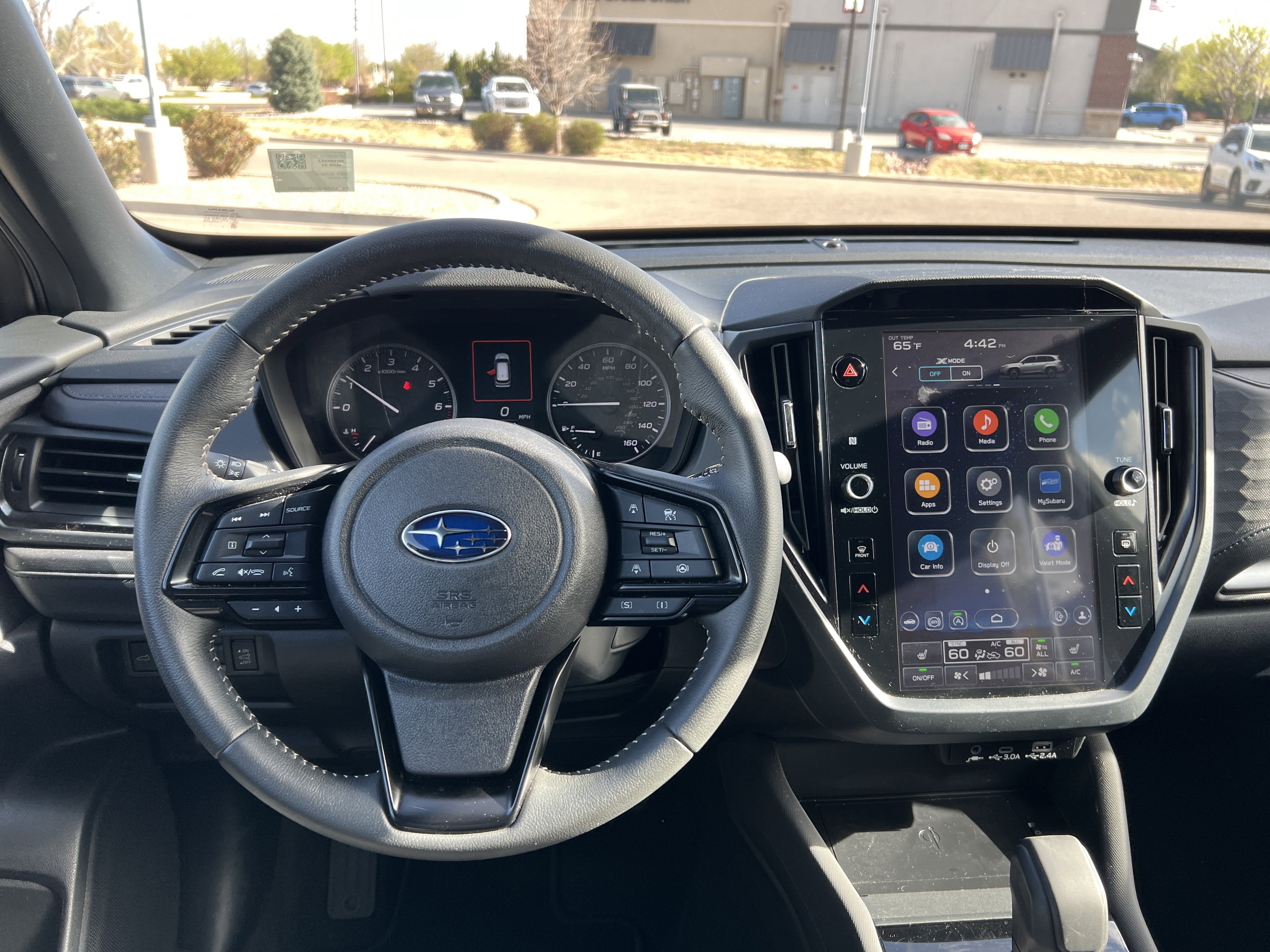 Used 2025 Subaru Forester Premium image 2