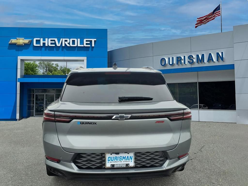 New 2026 Chevrolet Equinox EV RS image 4