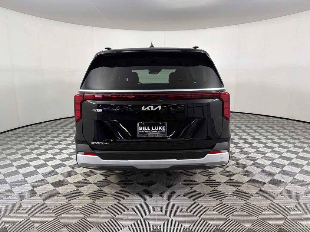 Used 2025 Kia Carnival EX FWD image 7