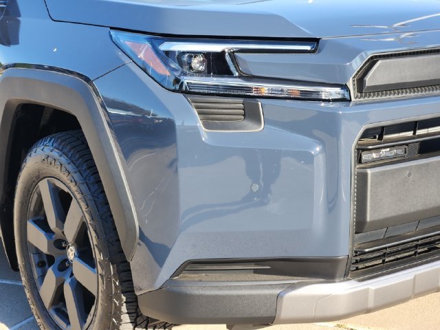 New 2026 Toyota RAV4 AWD image 7