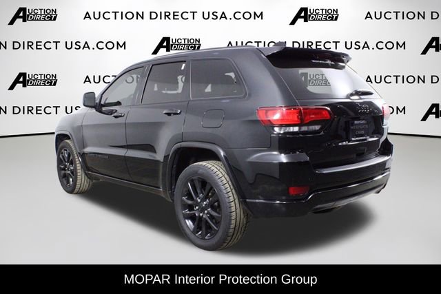 Used 2021 Jeep Grand Cherokee Laredo X AWD/4WD image 5