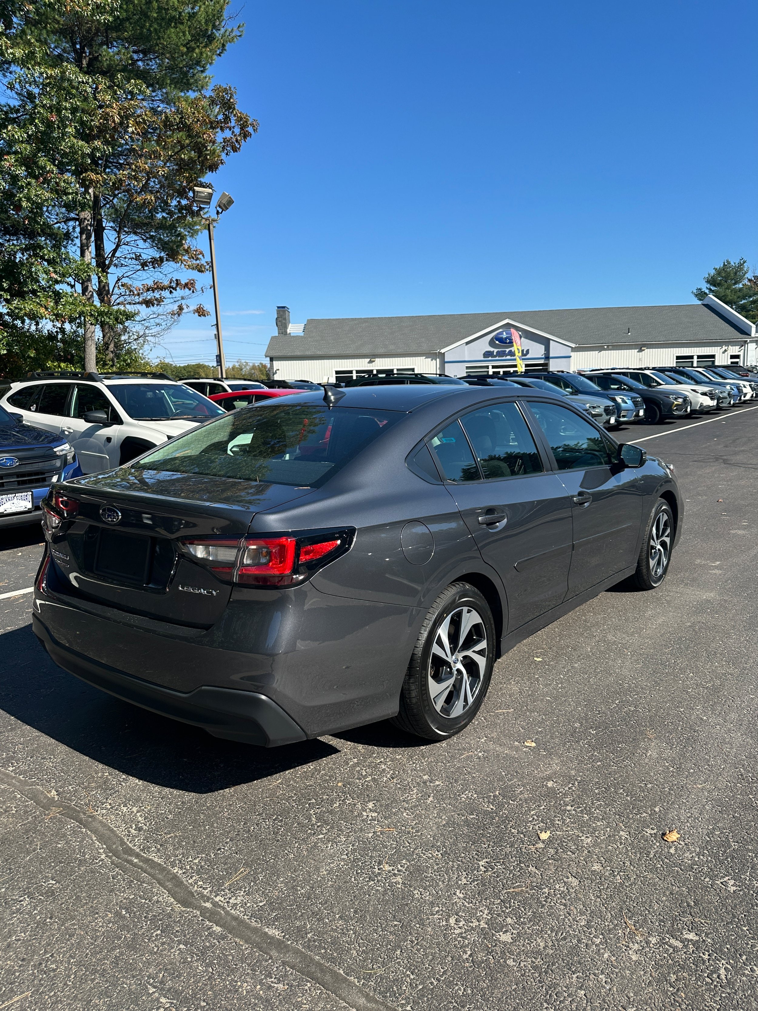 Used 2025 Subaru Legacy Premium AWD/4WD image 6