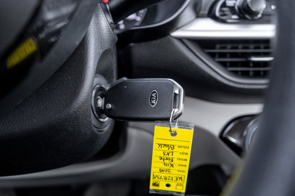 Used 2019 Kia Forte LXS FWD image 24