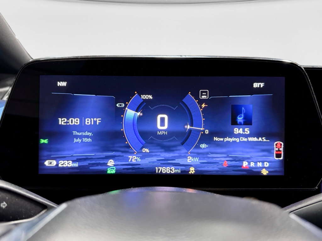 Used 2024 Chevrolet Equinox EV LT w/ LPO, Active Package FWD image 9