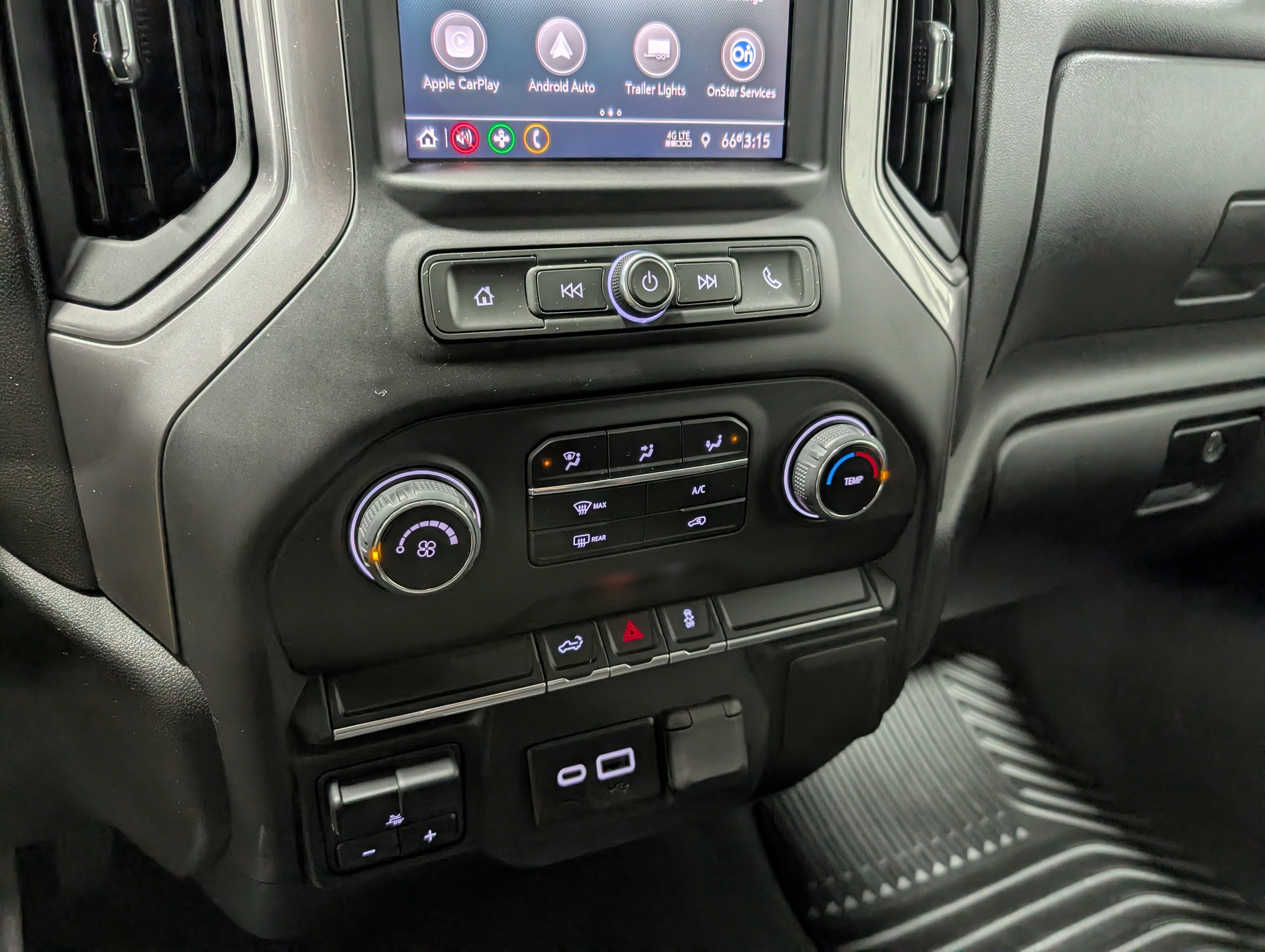 Used 2022 Chevrolet Silverado 2500 Custom image 27