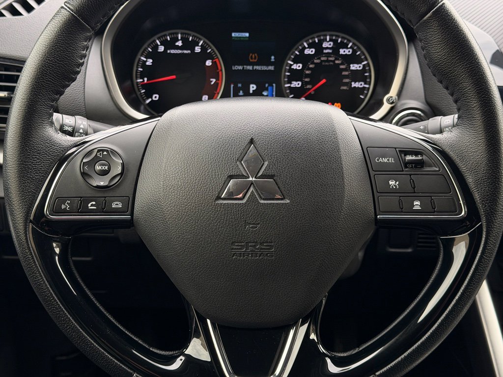 Used 2024 Mitsubishi Eclipse Cross SE image 32