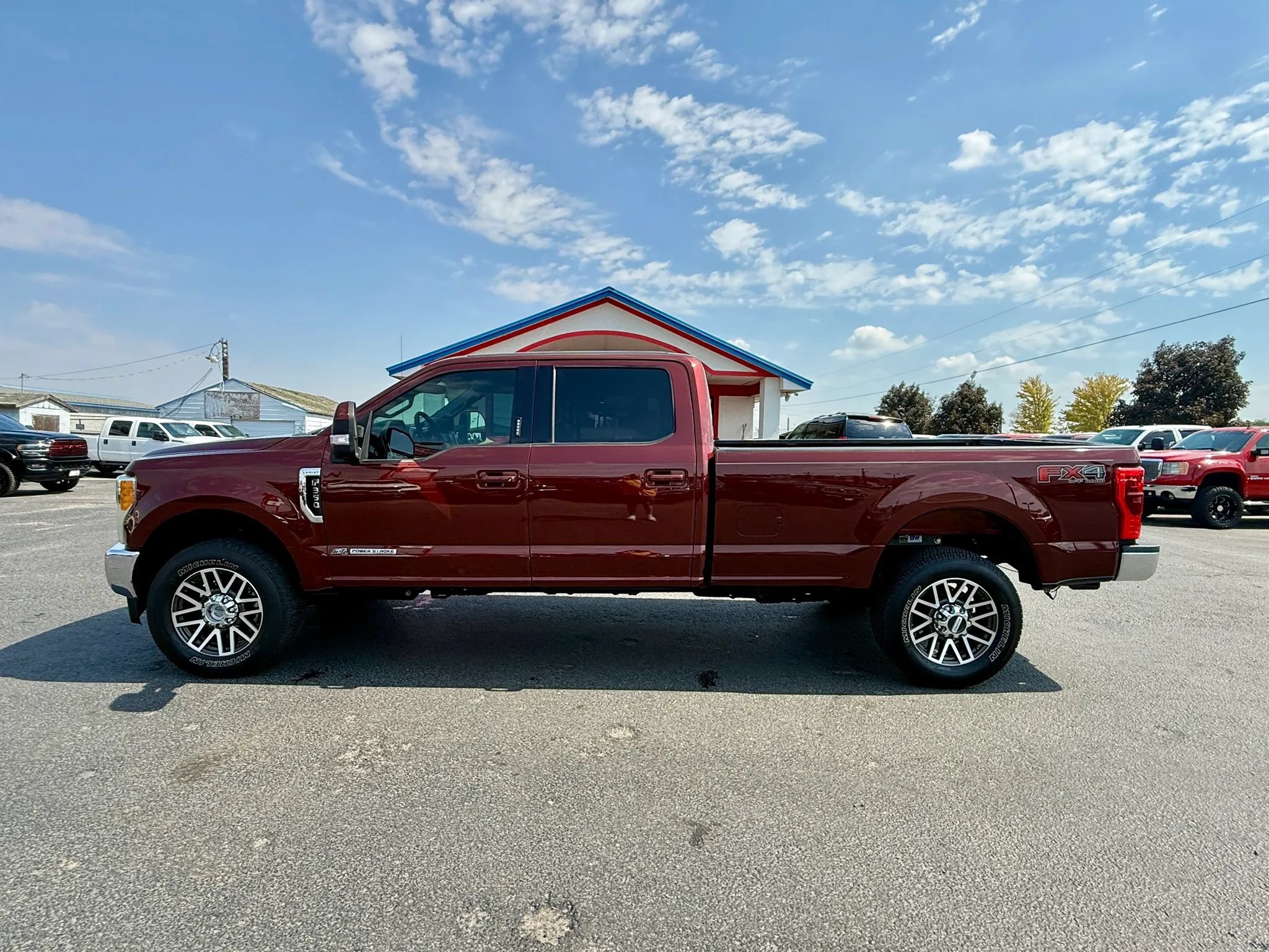 Used 2017 Ford F350 Lariat w/ Lariat Ultimate Package AWD/4WD image 2