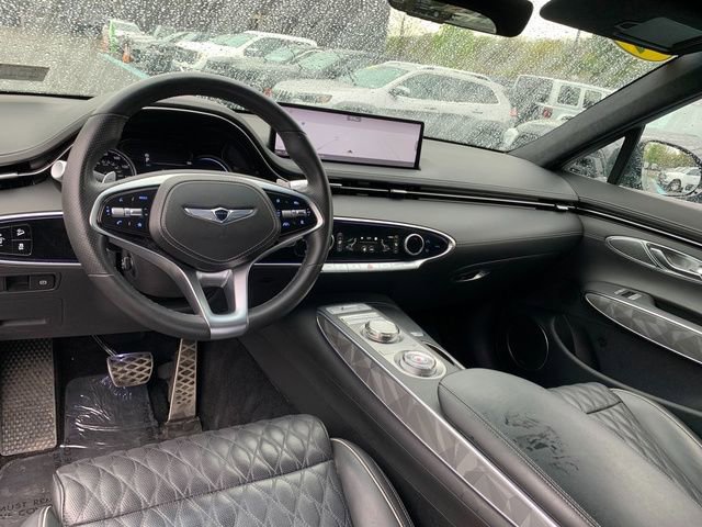 Used 2022 Genesis GV70 3.5T Sport w/ Sport Advanced Package AWD/4WD image 17