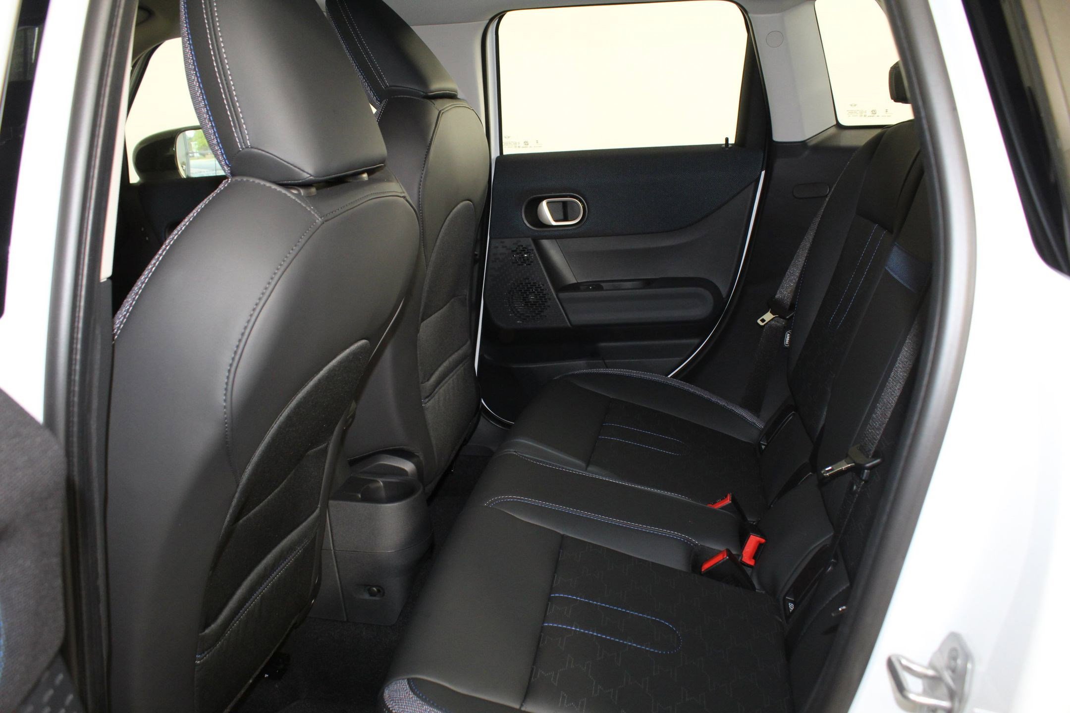 Certified 2025 MINI Cooper S image 26