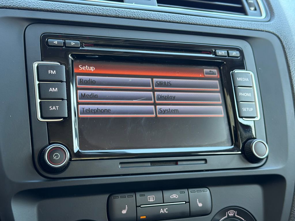 Used 2015 Volkswagen Jetta SE image 22