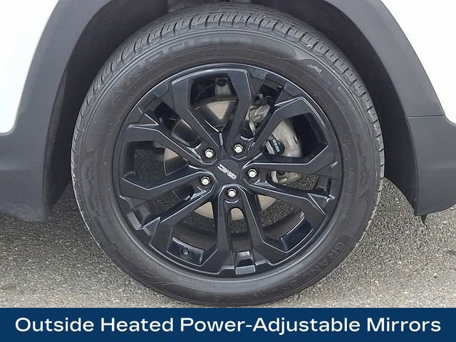 Used 2019 GMC Terrain SLE w/ Driver Convenience Package AWD/4WD image 28