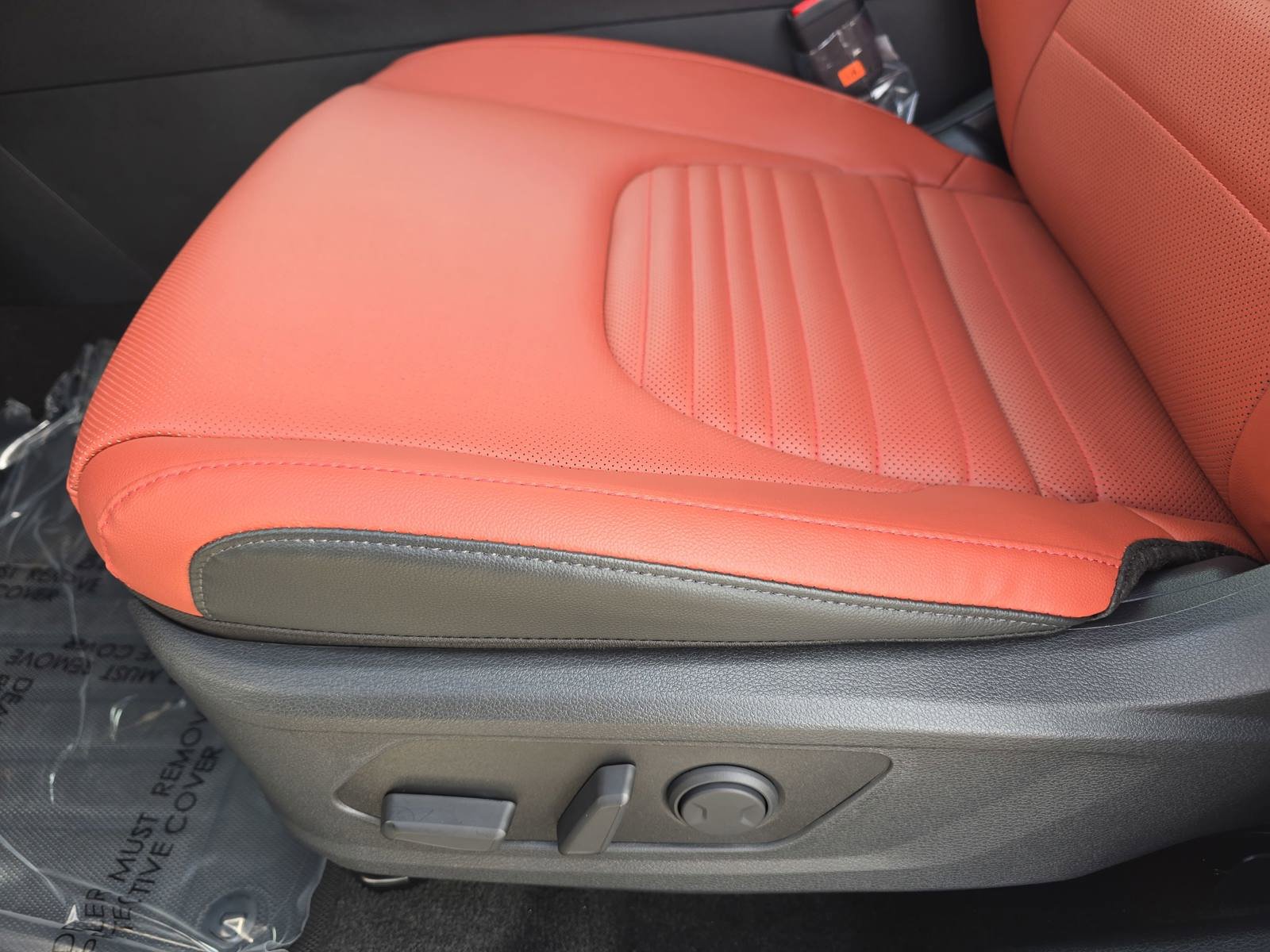 Used 2026 Kia Sportage SX image 29