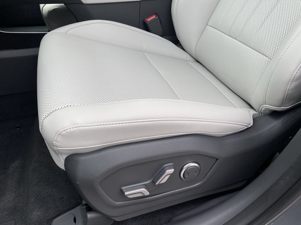 New 2027 Hyundai Santa Fe SEL FWD image 12