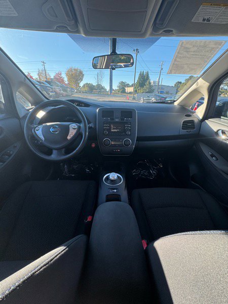 Used 2015 Nissan Leaf S w/ Charge Package image 13