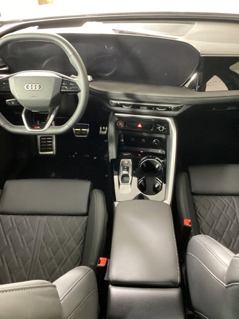 New 2025 Audi SQ5 Premium Plus image 23