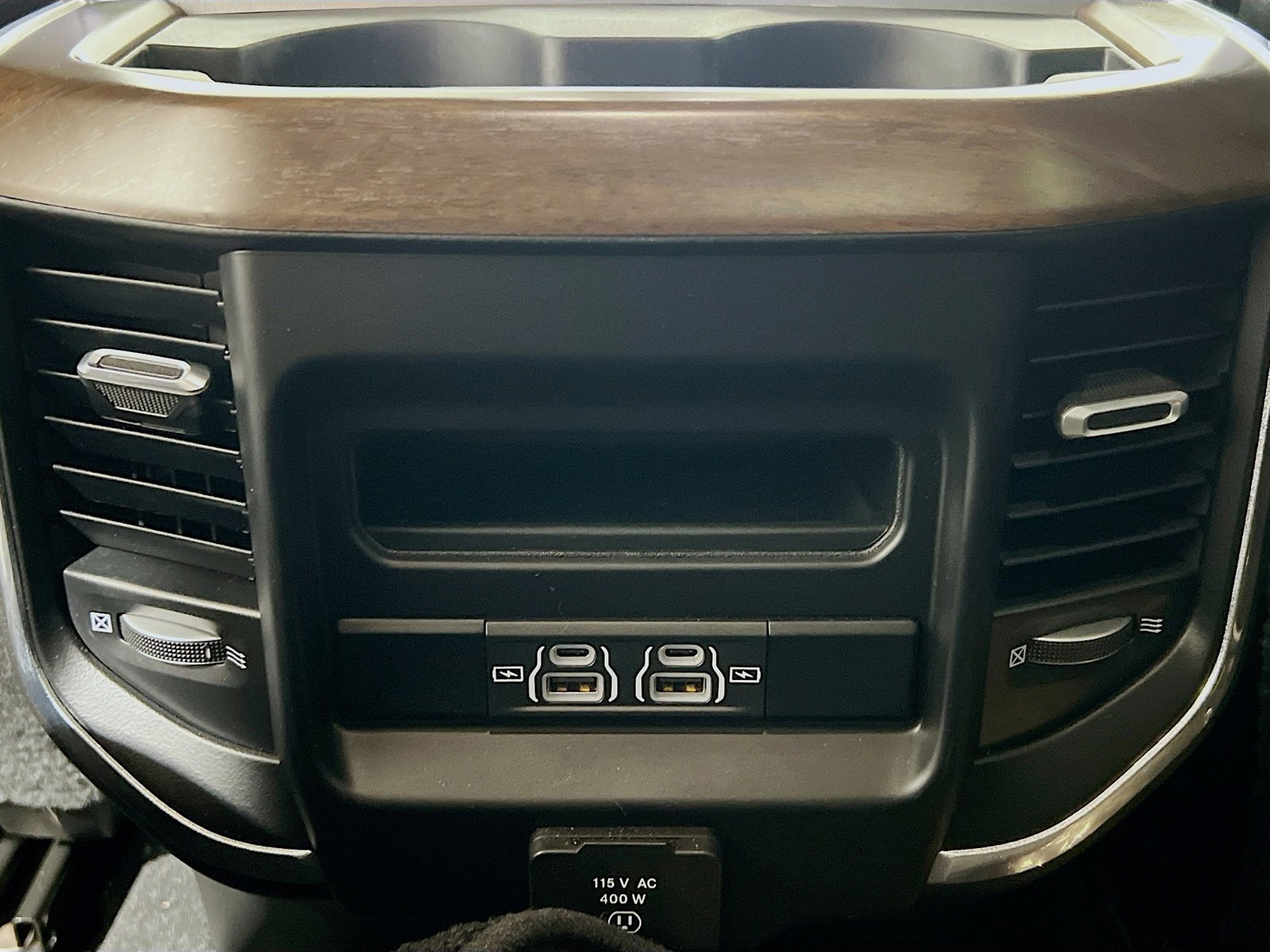 Used 2022 RAM 3500 Laramie image 17