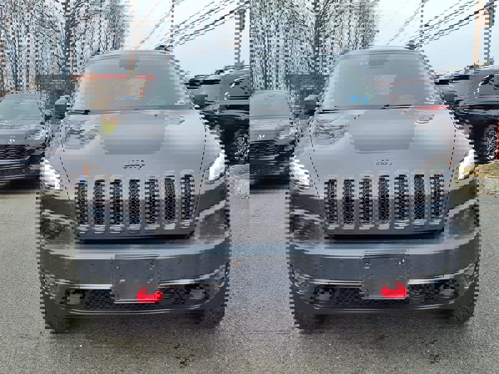 Used 2014 Jeep Cherokee Trailhawk w/ Technology Group image 2