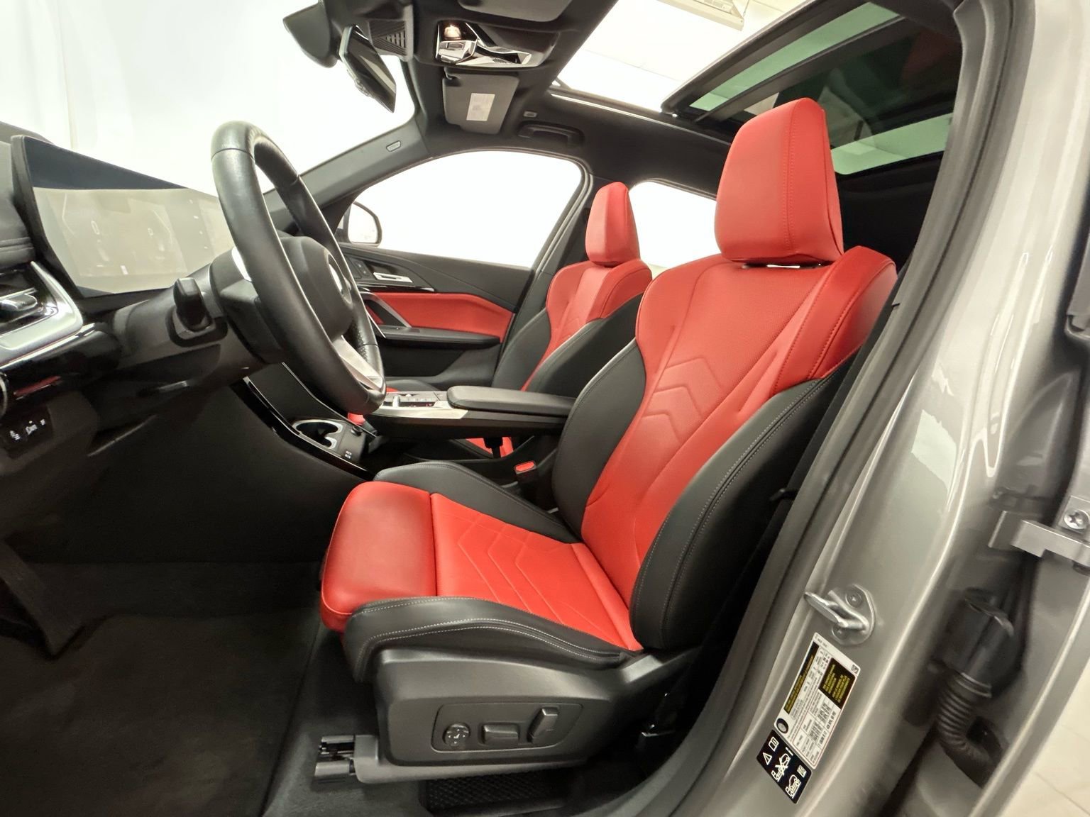 Used 2025 BMW X1 xDrive28i image 26