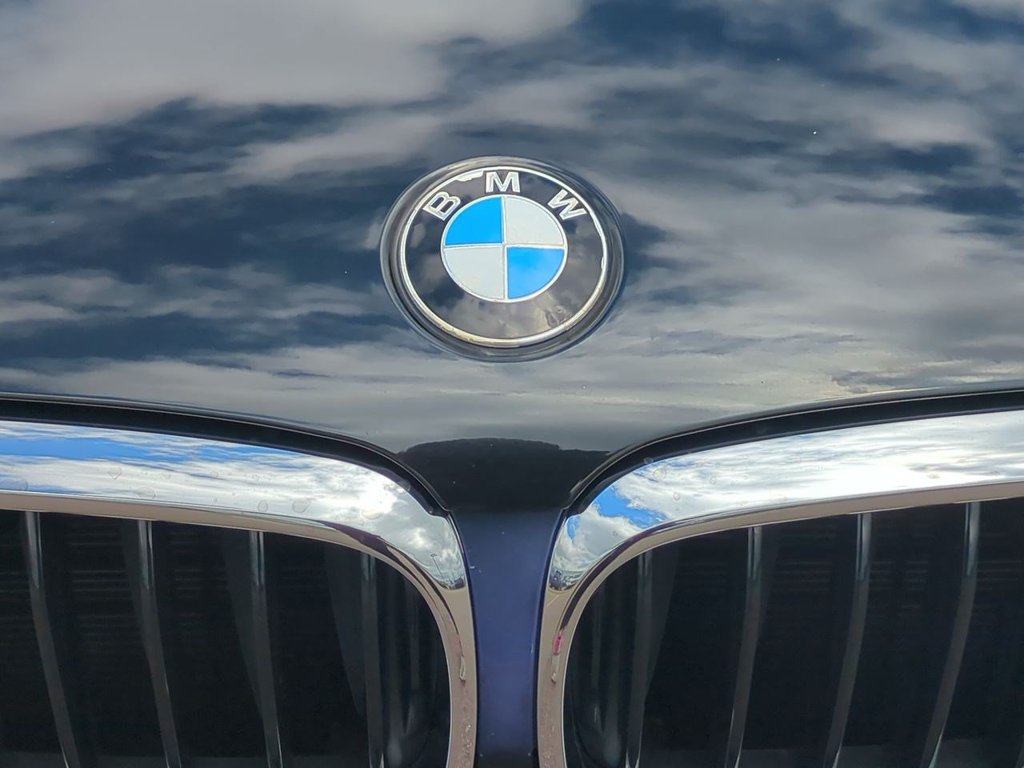 Used 2019 BMW 540i xDrive w/ Convenience Package AWD/4WD image 14