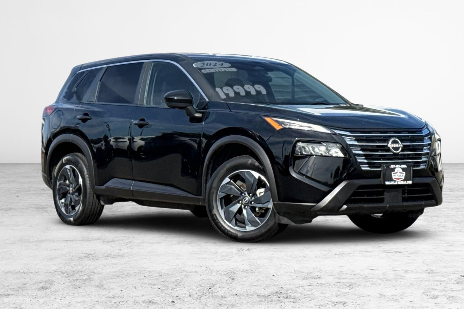 Used 2024 Nissan Rogue SV AWD/4WD image 2