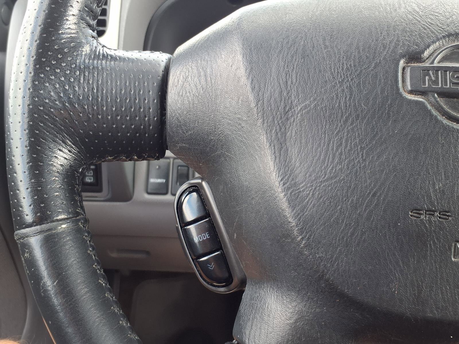 Used 2001 Nissan Xterra SE image 14