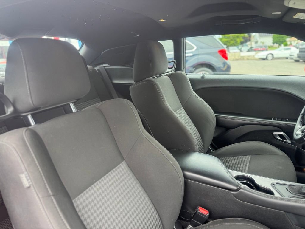 Used 2019 Dodge Challenger R/T RWD image 21
