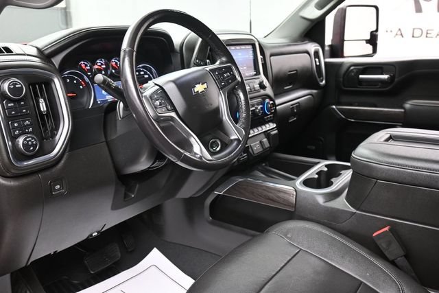 Used 2022 Chevrolet Silverado 2500 LTZ w/ LTZ Convenience Package AWD/4WD image 14