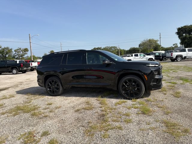 New 2026 Chevrolet Traverse RS w/ LPO, Floor Liner Package FWD image 17