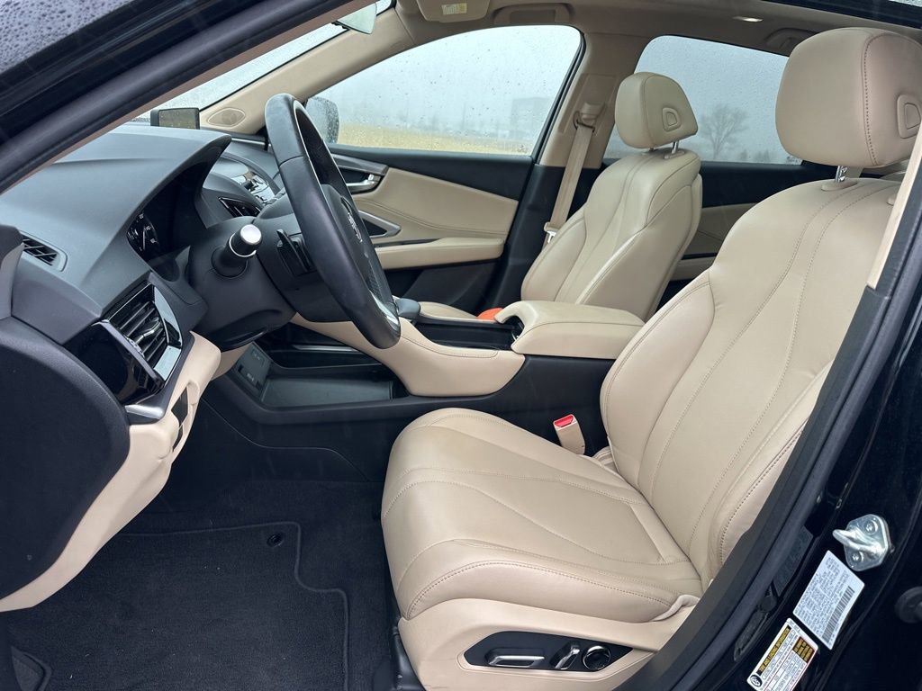 Used 2024 Acura RDX SH-AWD image 17